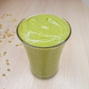 Зелёный смузи с витграссом и зелёной гречкой | Green smoothie with wheatgrass and green buckwheat