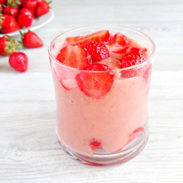 Витаминный смузи с клубникой | Vitamin Smoothie with Strawberry
