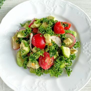 Витаминный салат с авокадо и кейлом | Avocado and Kale vitamin salad