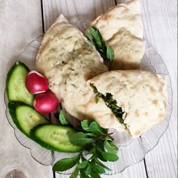 Кутабы с зеленью