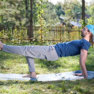 онлайн-занятие в стиле Хатха-йоги