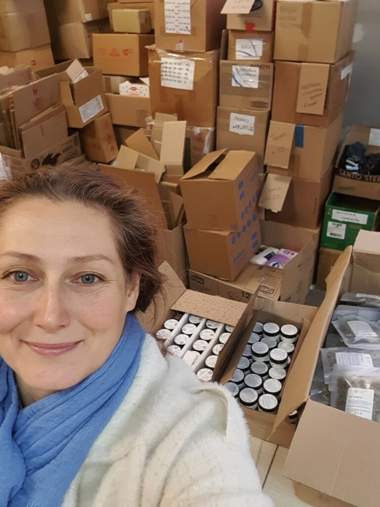 очередная партия помощи для наших героев на передовой