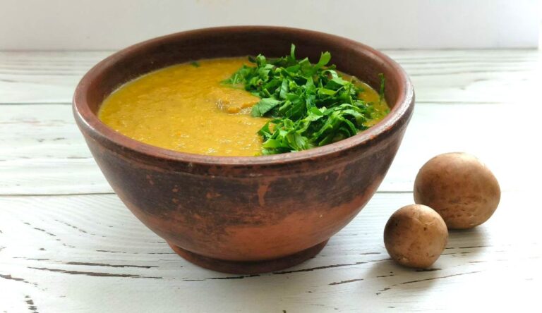 Веганский грибной суп